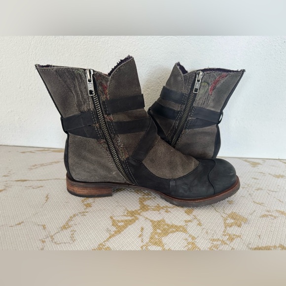 🔥🔥FINAL CLEARENACE 🔥🔥 MORENATOM Gray and Black Mix Leather Boots - Picture 5 of 10